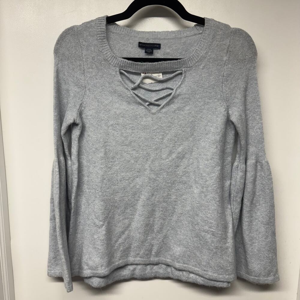 American Eagle Womens Light Blue Cut Out Bell Sleeve V Neck Sweater Size Small